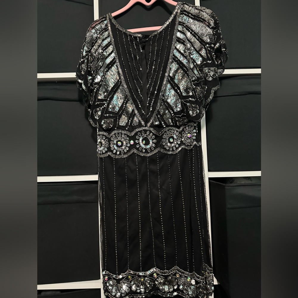 Froch and Frill Elegant Black and Silver Sequin Dress - Picture 5 of 7